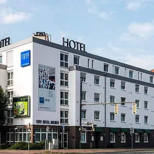 https://tryp-by-wyndham-bremen-airport.hotelsinbremen.net