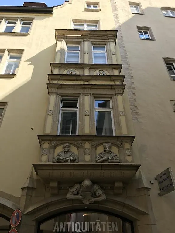 Palazzo Am Dom Aparthotel Regensburg